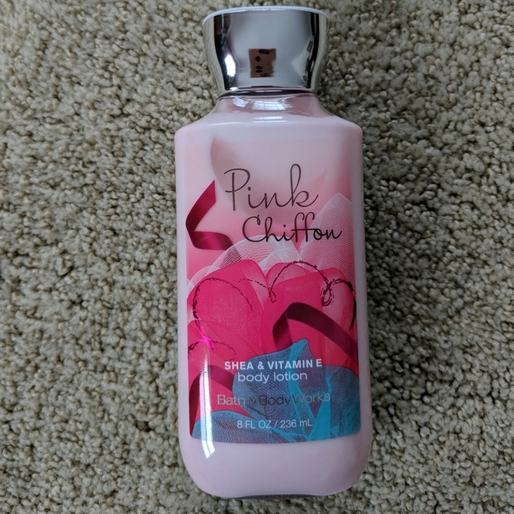 Pink Chiffon body lotion